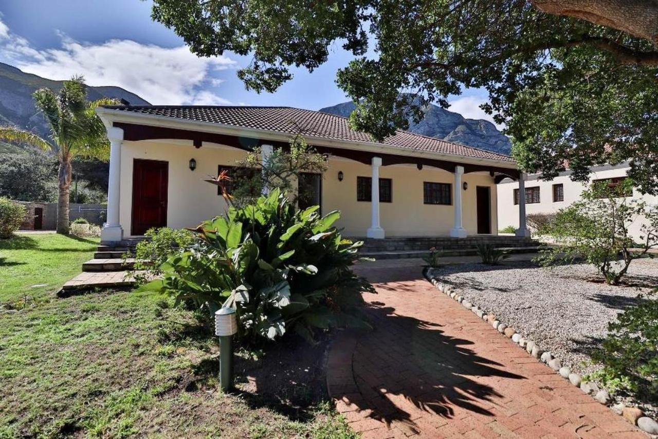 Milkwood Lodge Херманус Экстерьер фото