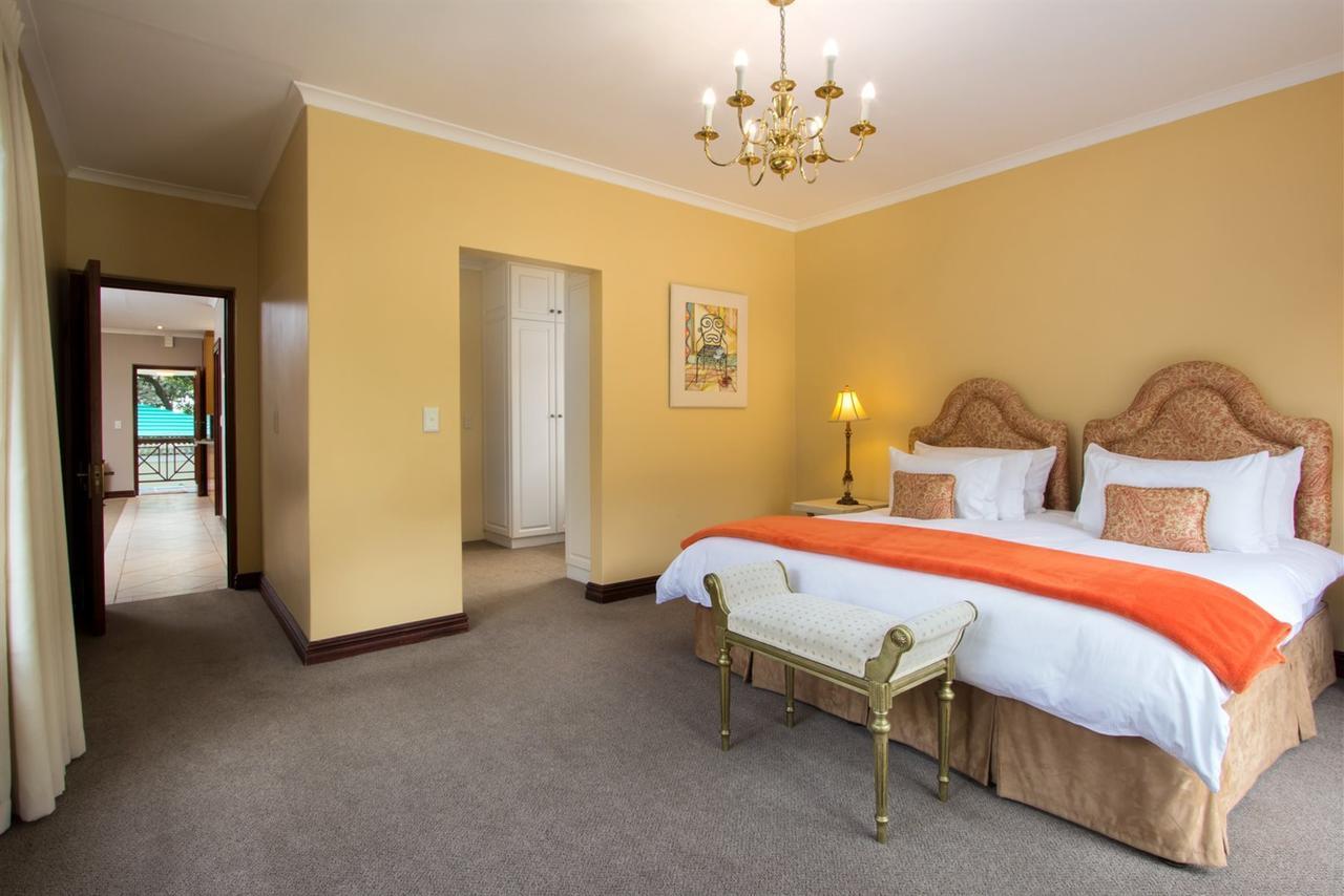 Milkwood Lodge Херманус Экстерьер фото